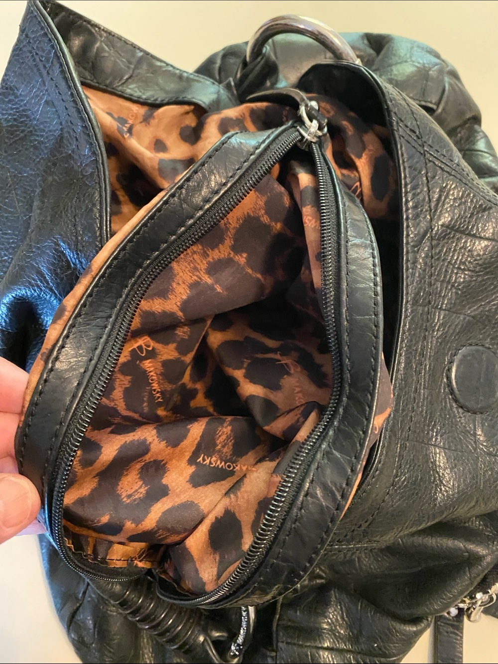 b. makowsky Black Leather Shoulder Bag with Leopard-Print Lining - Picture 8 of 15